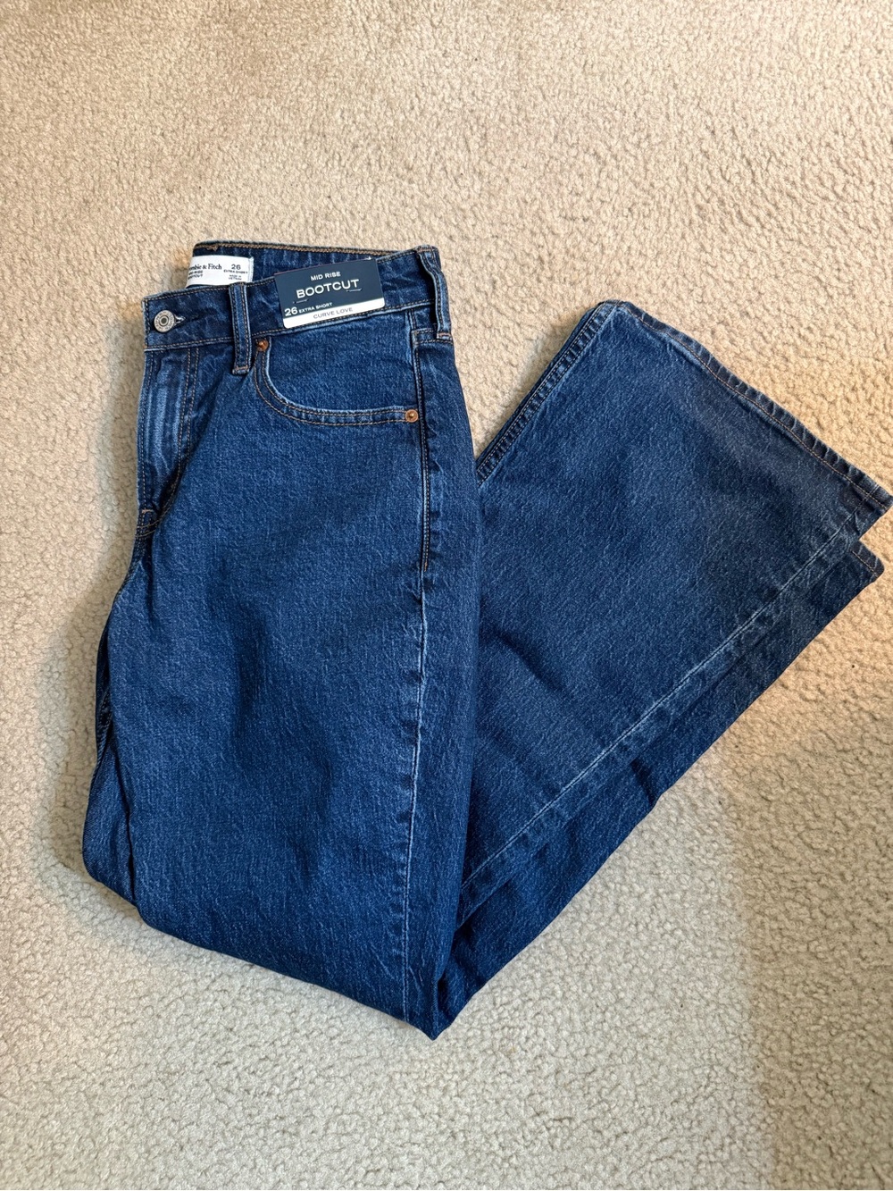 Abercrombie & Fitch BRAND NEW Curve Love Mid Rise Bootcut Jean